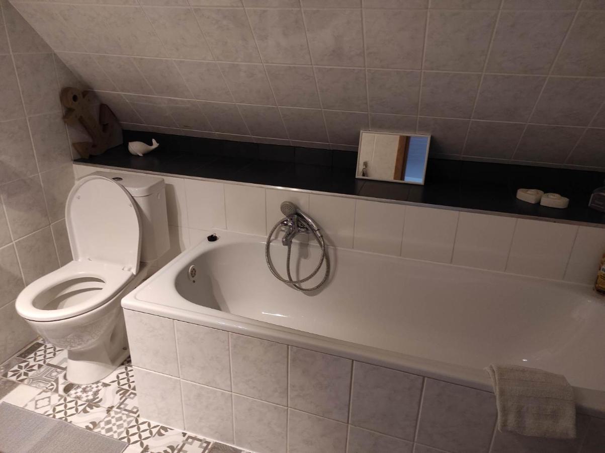Adler Penzión pre hostí Police nad Metuji