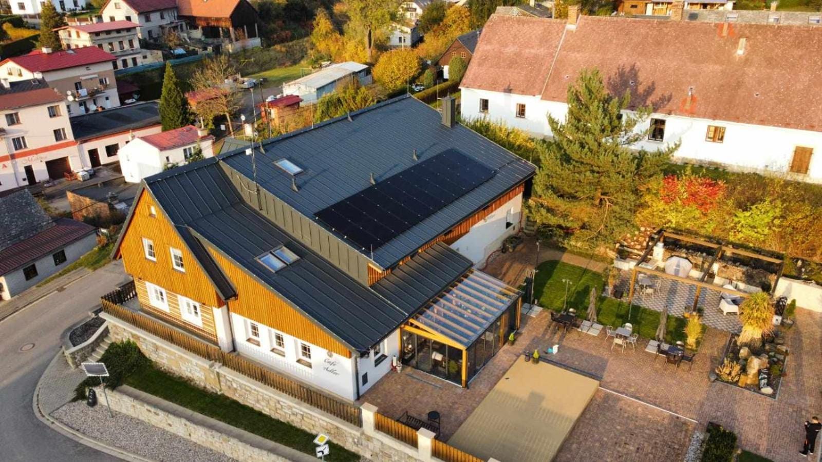 Adler Police nad Metují